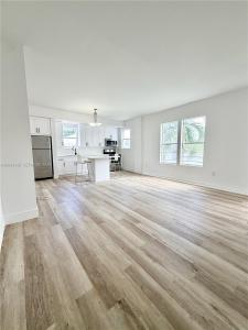 737 Jefferson Ave 204, Miami Beach, Florida 33139, USA
