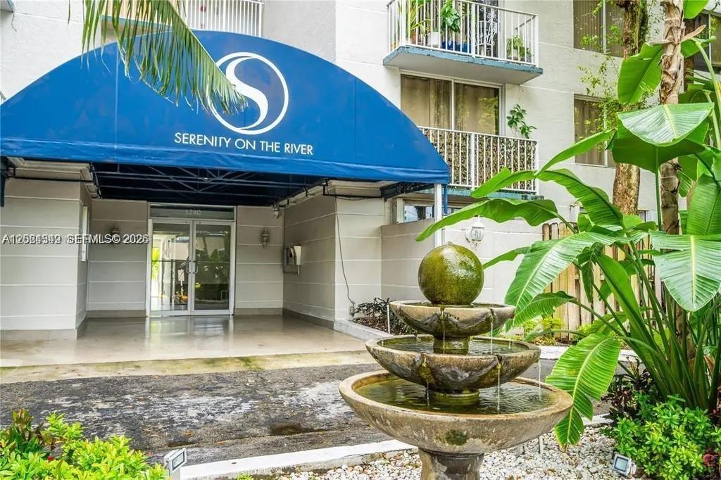 1740 NW N River Dr 419, Miami, Florida 33125, Stati Uniti