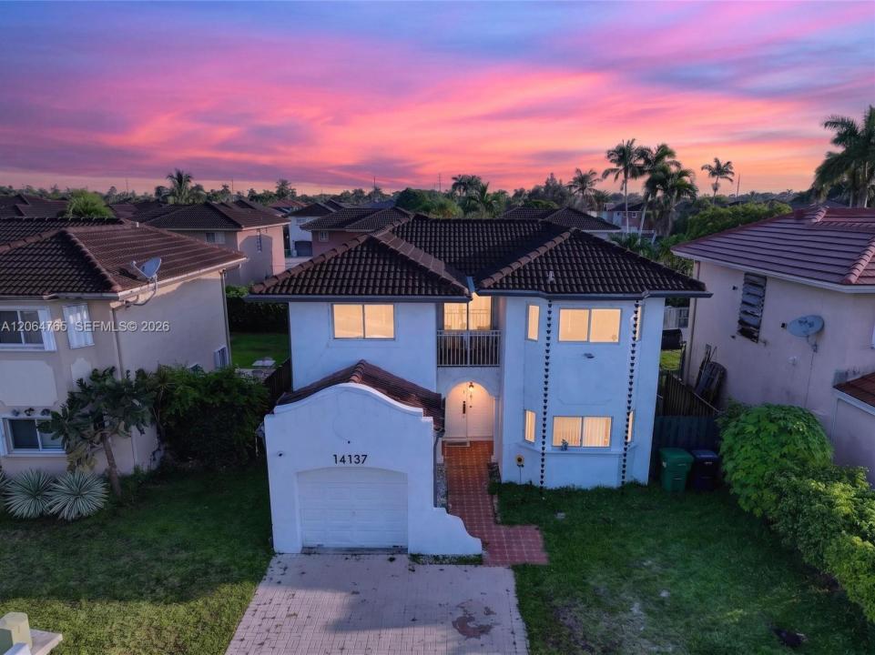 14137 SW 164th Ter, Miami, Флорида 33177, Соединенные Штаты
