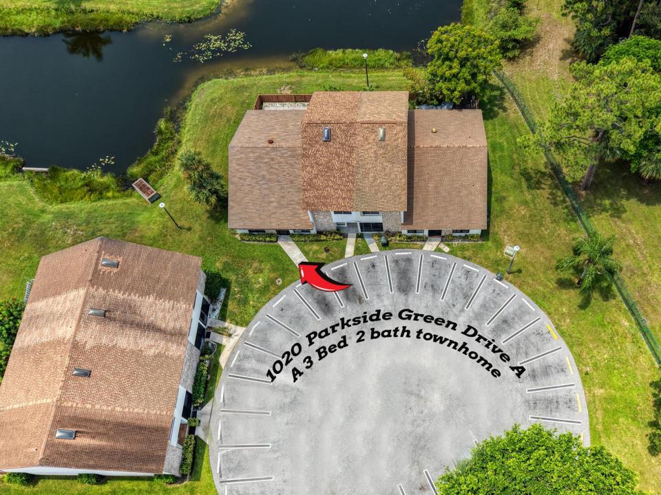 1020 Parkside Green Drive A, Floryda 33415, USA