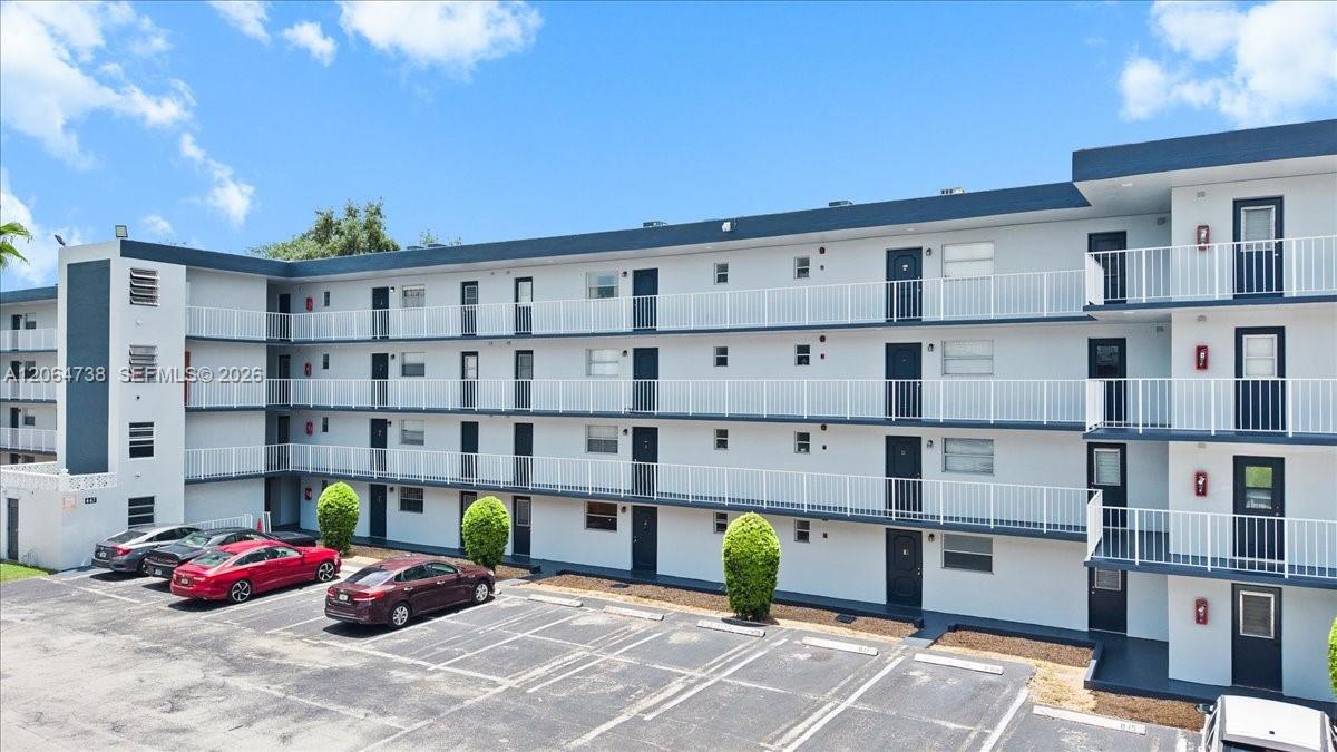 447 NE 195 th St 414, Miami, Floride 33179, États-Unis