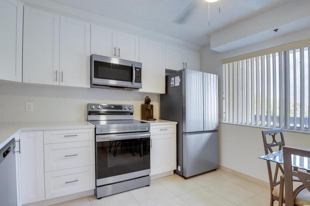 6698 10th N Avenue 301, Lake Worth, Floride 33467, États-Unis