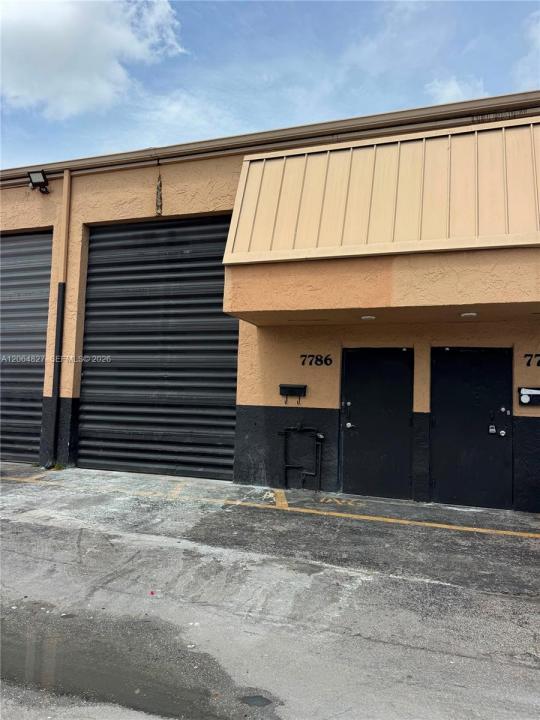7786 NW 64th St, Miami, Floride 33166, États-Unis