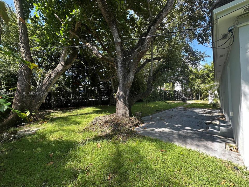 460 San Servando Ave -, Coral Gables, Florida 33143, USA