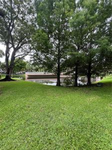 9855 Westview Dr 717, Coral Springs, Florida 33076, USA