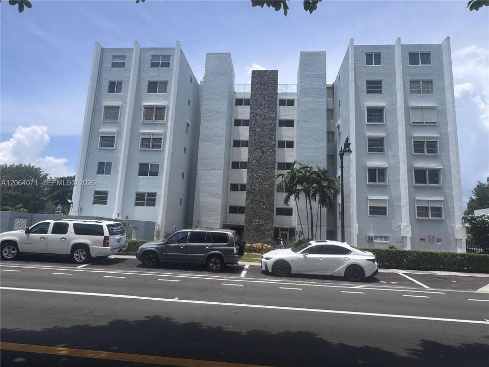 2530 SW 3rd Ave 306, Miami, Florida 33129, Stati Uniti