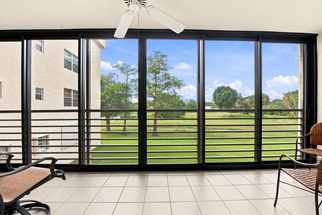 3231 HOLIDAY SPRINGS Boulevard 205, Margate, Floride 33063, États-Unis