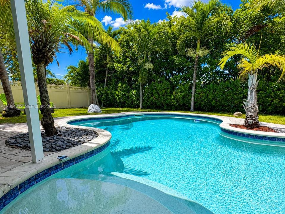 1301 NE 42nd St, Oakland Park, Floride 33334, États-Unis
