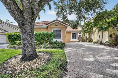 10124 NW 4th Street, Plantation, Florida 33324, USA