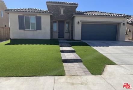 Birchwood Avenue, Rosamond, Californie 93560, États-Unis