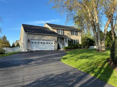 190 Hope Road, Cranston, Rhode Island 02921, USA