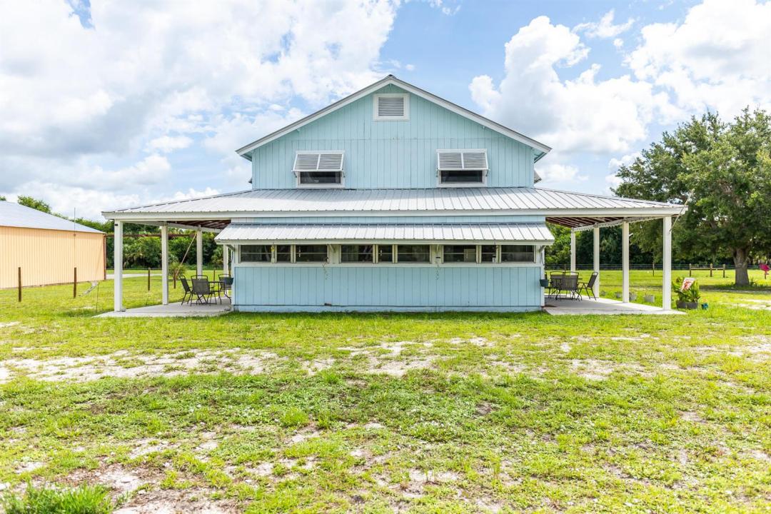 19695 NW 80th Drive, Okeechobee, Floride 34972, États-Unis