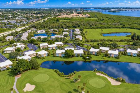 35 VISTA GARDENS Trail 205, Vero Beach, 佛罗里达州 32962, 美国