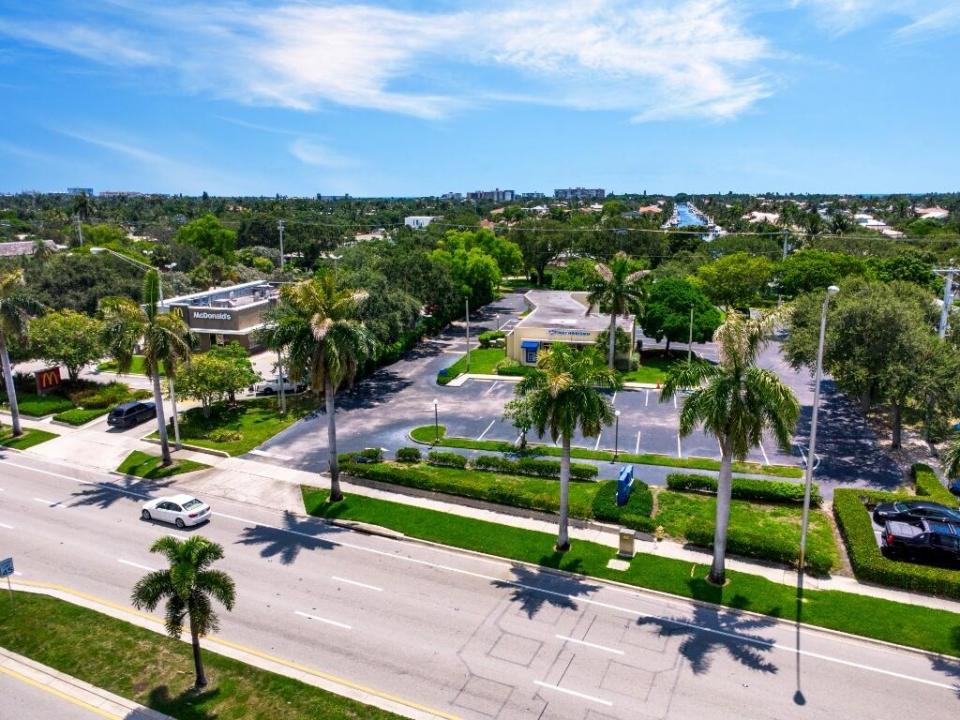 4820 N FEDERAL Highway, Lighthouse Point, Florida 33064