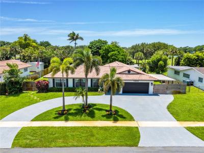 5680 SW 9th St, Plantation, Florida 33317, USA
