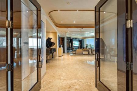 16047 Collins Ave 603, Sunny Isles Beach, Florida 33160, USA