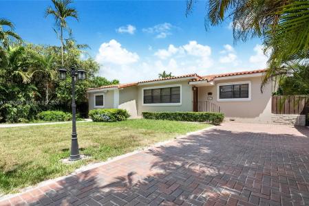 4477 SW 15th Terr, Miami, Florida 33134, USA