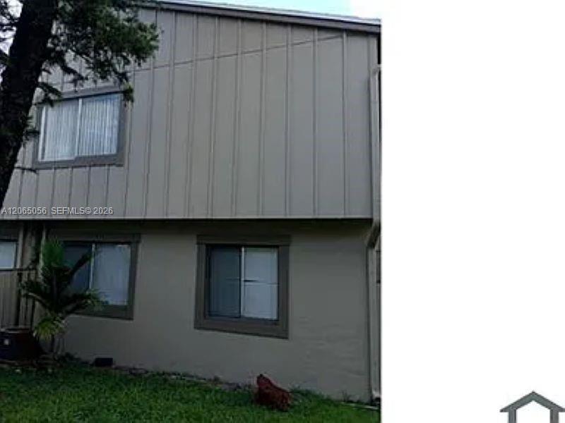 2219 NW 56th Ave 2-B, Lauderhill, Floride 33313, États-Unis