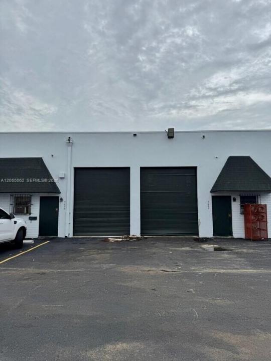 7460 NW 82nd St 7470, Medley, Floride 33166, États-Unis
