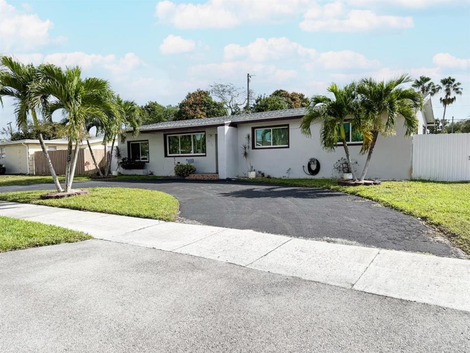 19731 NW 4TH Avenue, Miami Gardens, Florida 33169, Stati Uniti