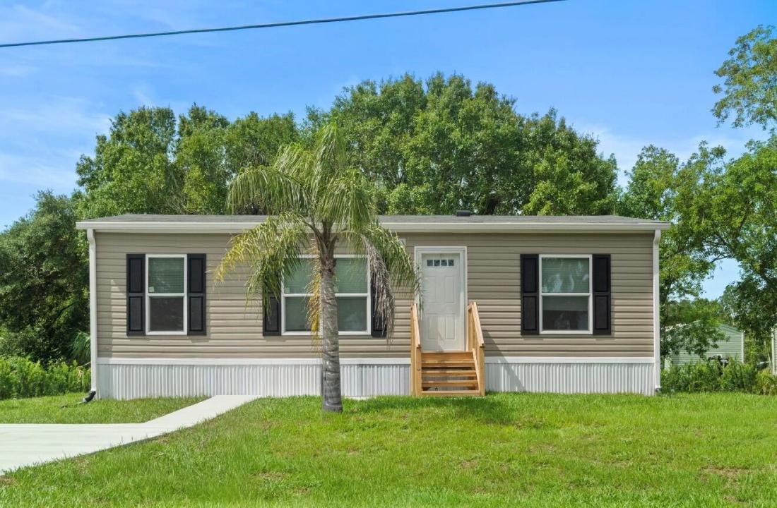 9542 SE 57th Drive, Okeechobee, Florida 34974, USA