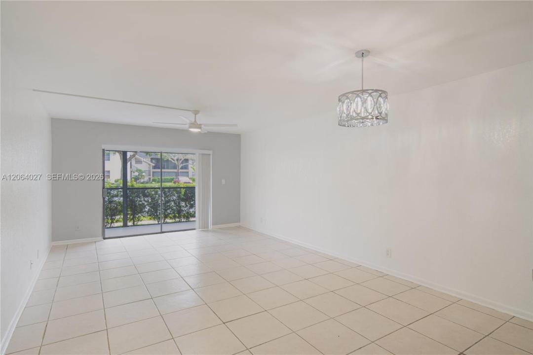 2830 Riverside Dr 107-3, Coral Springs, Floride 33065, États-Unis