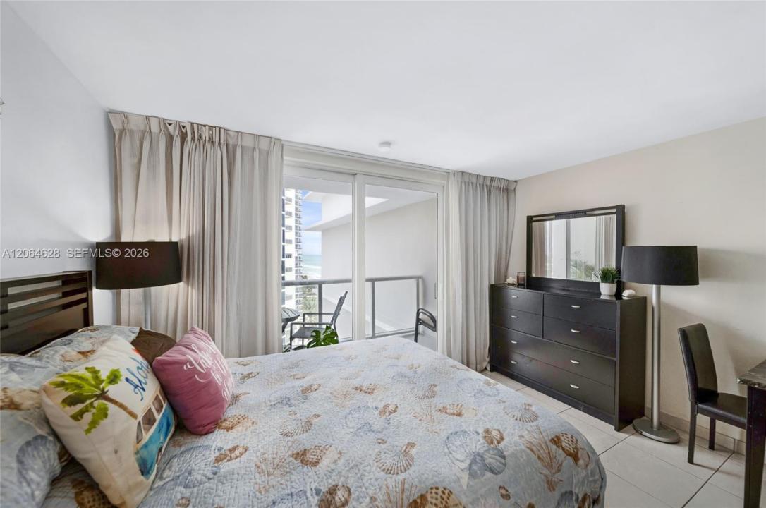 19201 Collins Ave 1117, Sunny Isles Beach, Floride 33160, États-Unis