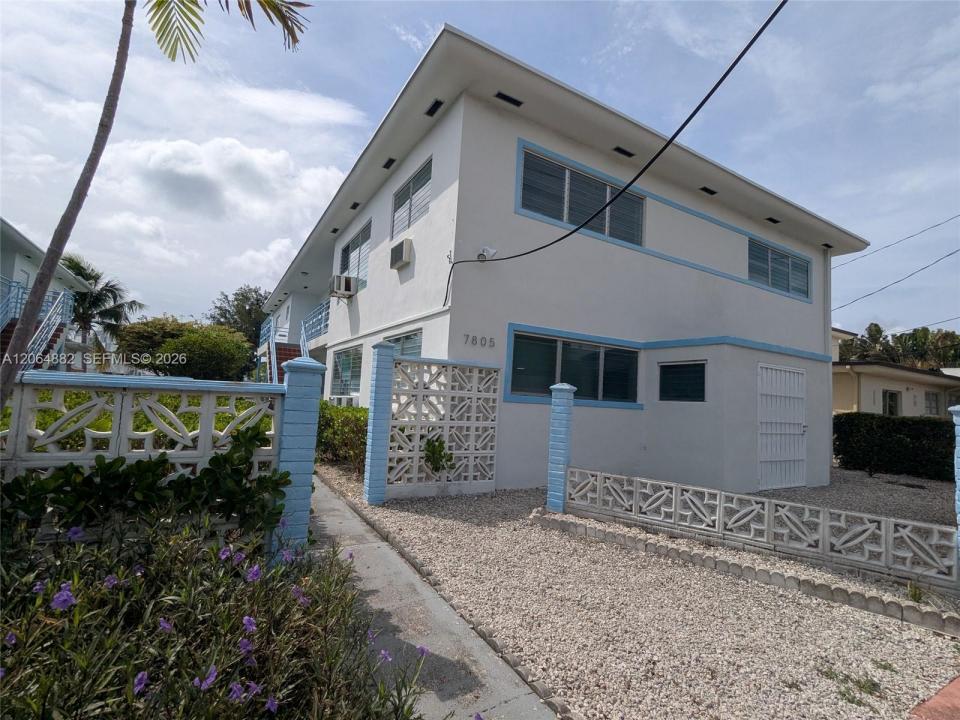 7805 Crespi Blvd 4, Miami Beach, Floride 33141, États-Unis