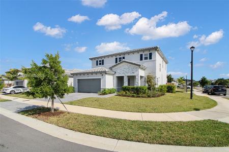 879 SE 26th Ter 1, Homestead, Florida 33035, Stati Uniti