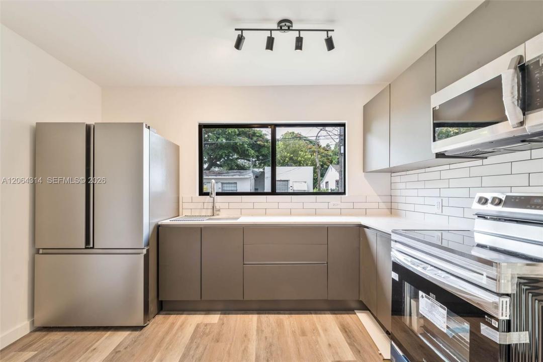 25 NW 78th St 1, Miami, Florida 33150, USA