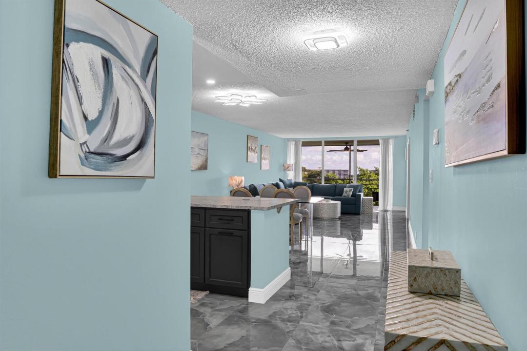 4015 W PALM AIRE Drive 704, Pompano Beach, Floride 33069, États-Unis