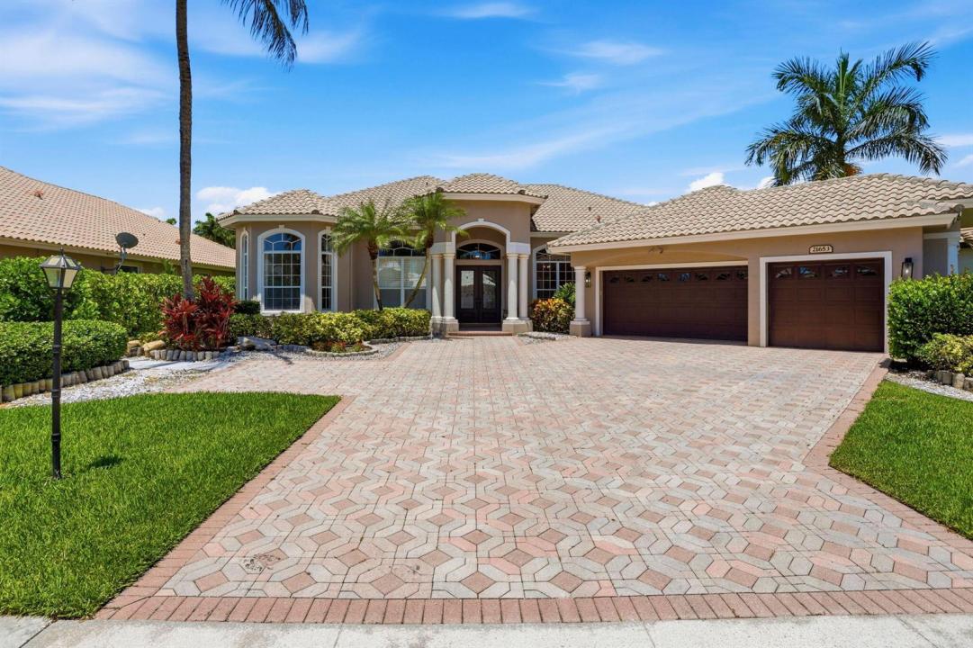 21653 Marigot Drive, Boca Raton, Florida 33428, USA