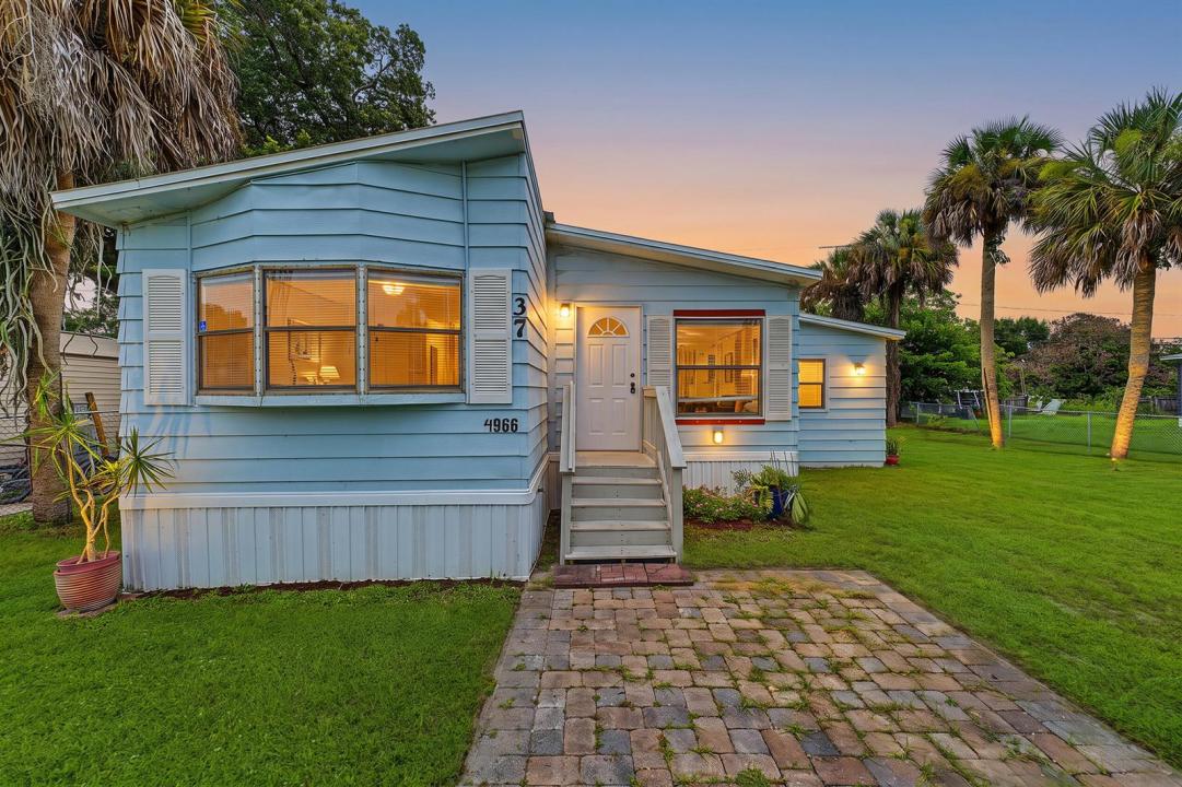 4966 Deanna Lane, Fort Pierce, Floride 34946, États-Unis