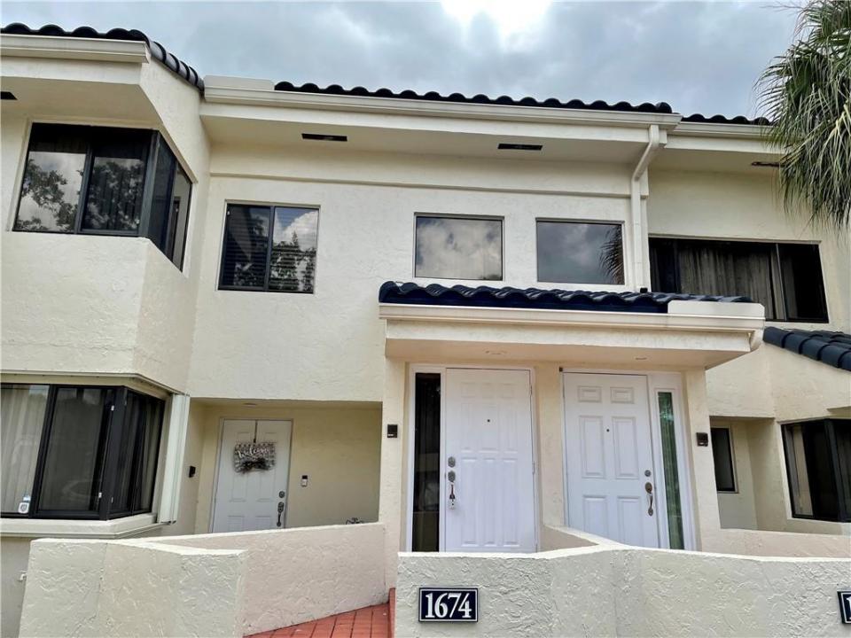 1674 NW 81ST Way 1674, Plantation, Floryda 33322, USA