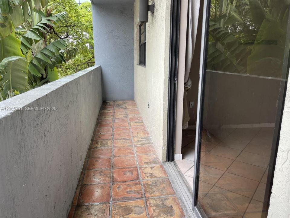1250 LINCOLN RD 306, Miami Beach, Florida 33139, Stati Uniti