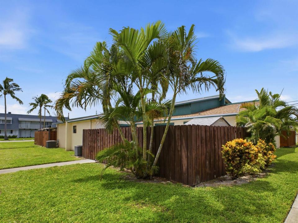 1110 Manor Drive, Palm Springs, Floride 33461, États-Unis