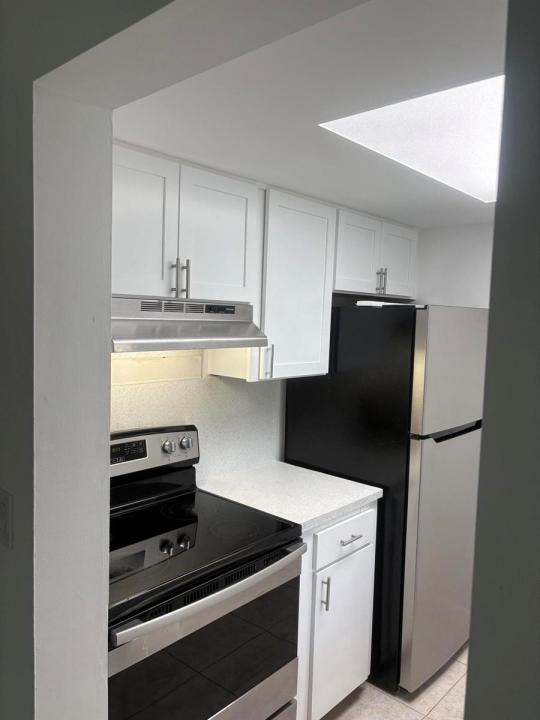 221 SE 3rd Avenue 6, Boynton Beach, Florida 33435, Stati Uniti