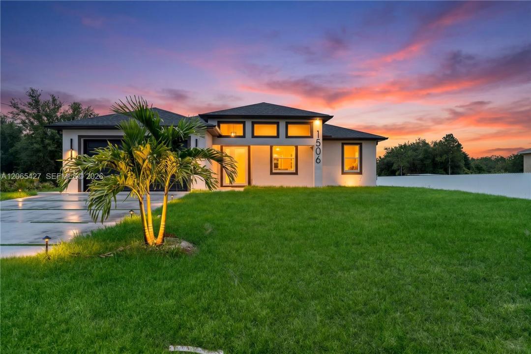 1506 Richmond Ave N, Lehigh Acres, Florida 33972, Stati Uniti