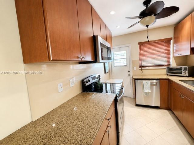 3600 Harrison St 16B, Hollywood, Floride 33021, États-Unis