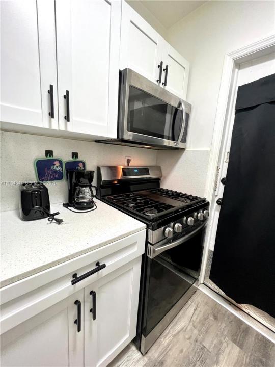 8132 Harding Ave 3, Miami Beach, Floride 33141, États-Unis