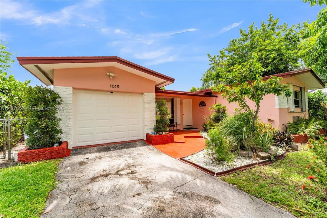 1019 S 29th Ave, Hollywood, Floryda 33020, USA