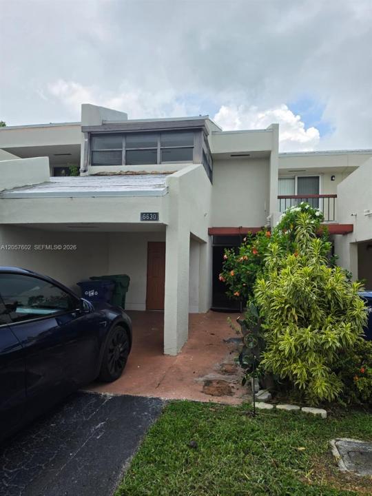 6630 Racquet Club Dr 163, Lauderhill, Florida 33319, USA