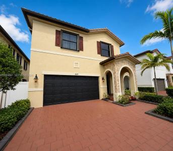 10614 W 35th Ln, Hialeah, Florida 33018, USA