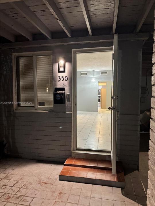 350 NW 58th Ave, Miami, Floride 33126, États-Unis