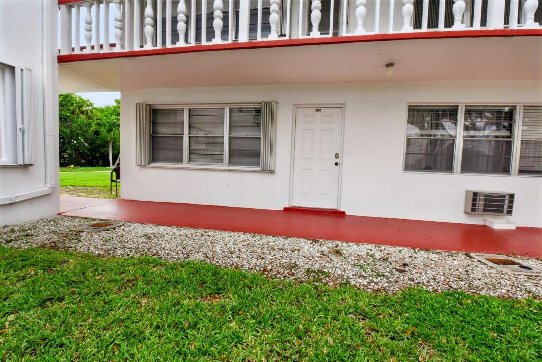 264 Northampton N, West Palm Beach, Florida 33417, USA