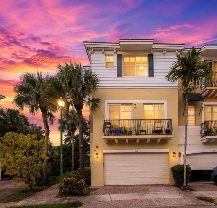 616 NW 38th Circle, Boca Raton, Florida 33431, Amerika Birleşik Devletleri