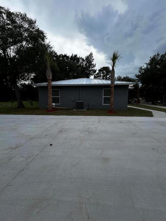 325 N 14TH N Street 1, Fort Pierce, Florida 34950, Stati Uniti