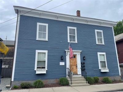 35 Elm Street B, Newport, Rhode Island 02840, USA