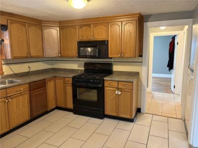 610 KILLINGLY Street 1, Johnston, Rhode Island 02919, Estados Unidos