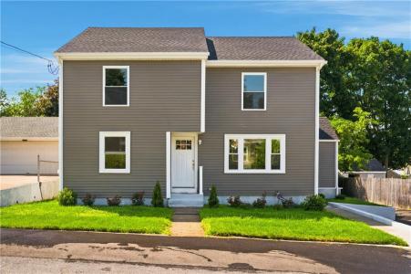 38 Winsor Street, Cumberland, Rhode Island 02864, USA